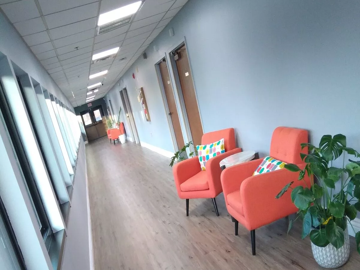 Avatar_Residential_Detox_Our_Facility_lobby_sitting_area