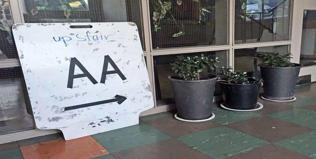 Avatar_Residential_Detox_Blog_12_Step_Meetings_Help_Around_the_Holidays_1110x560